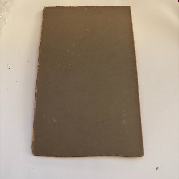 VINTAGE/ANTIQUE PHOTO OF A CUTE LITTLE GIRL. - Picture 3 of 3